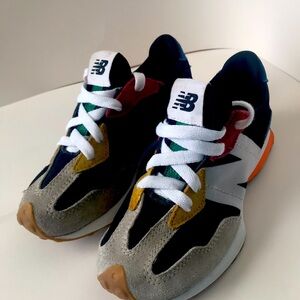 new balance the intelligent choice 327 kids size  13